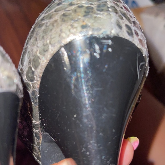 Guess Holbrook Open toe pump - Picture 11 of 13